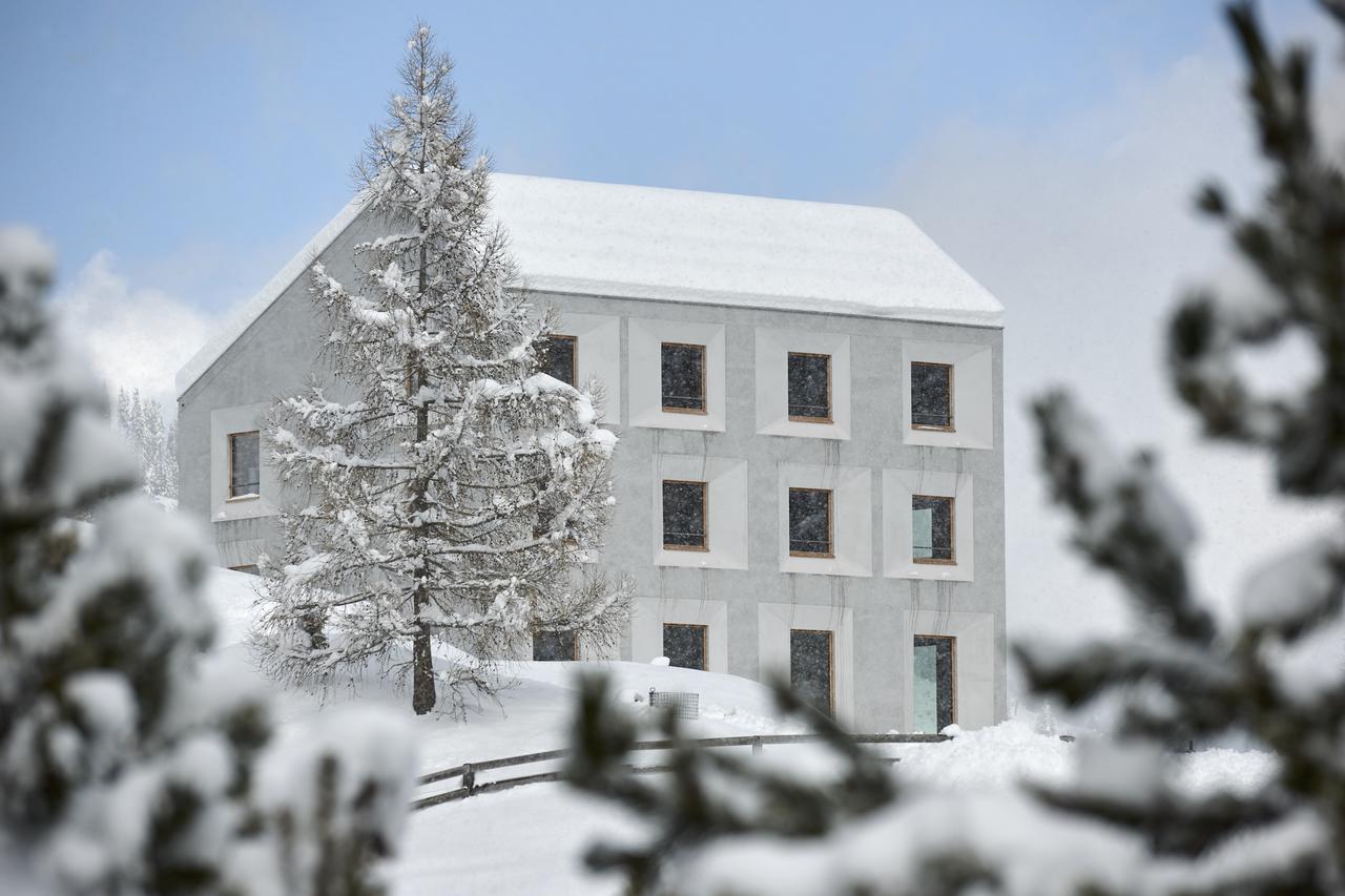 Pension Laresch Mathon Dış mekan fotoğraf